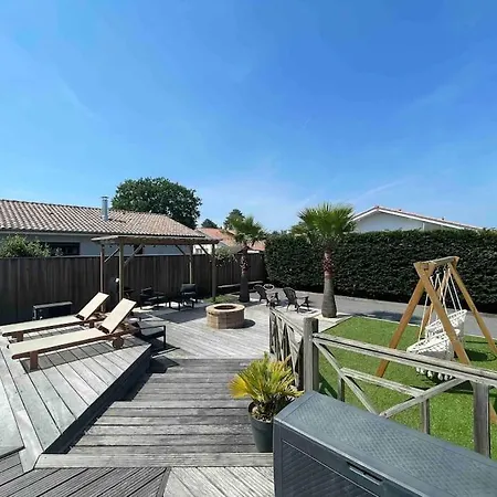 De Cazaux, Piscine Chauffee Petanque Billard Villa *