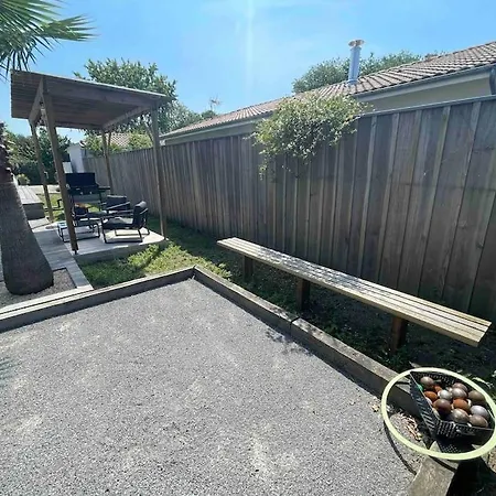 De Cazaux, Piscine Chauffee Petanque Billard * La Teste-de-Buch