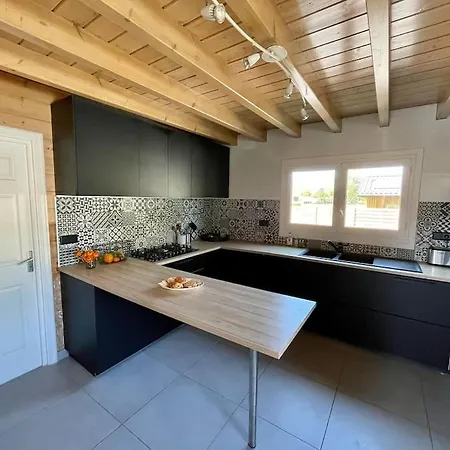 De Cazaux, Piscine Chauffee Petanque Billard ラ・テスト・ド・ビュシュ