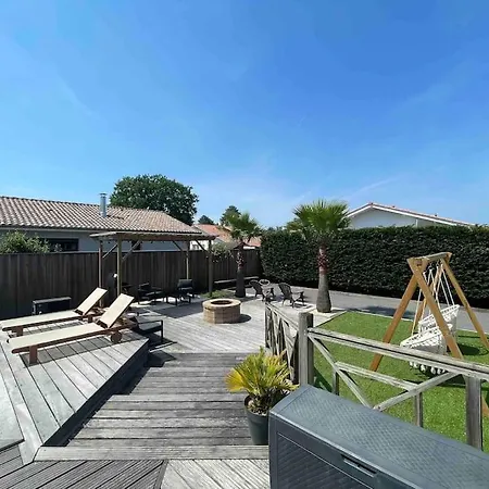 De Cazaux, Piscine Chauffee Petanque Billard Villa *