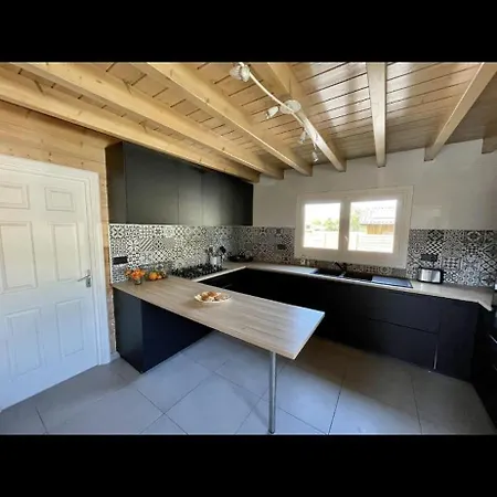 De Cazaux, Piscine Chauffee Petanque Billard ヴィラ