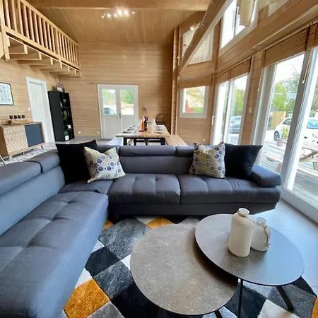 De Cazaux, Piscine Chauffee Petanque Billard ヴィラ